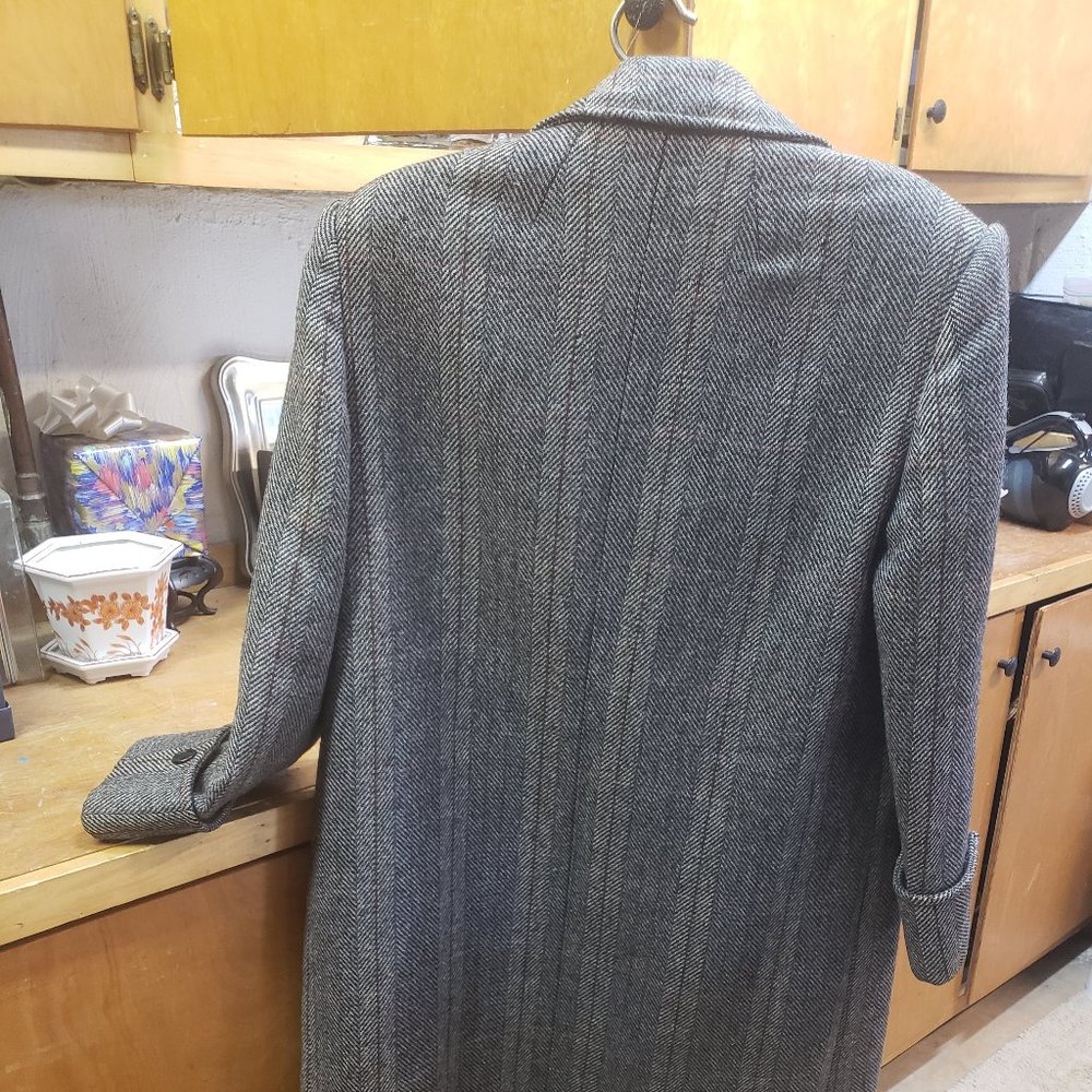 7 Designer Coats - Picture 2 of 15